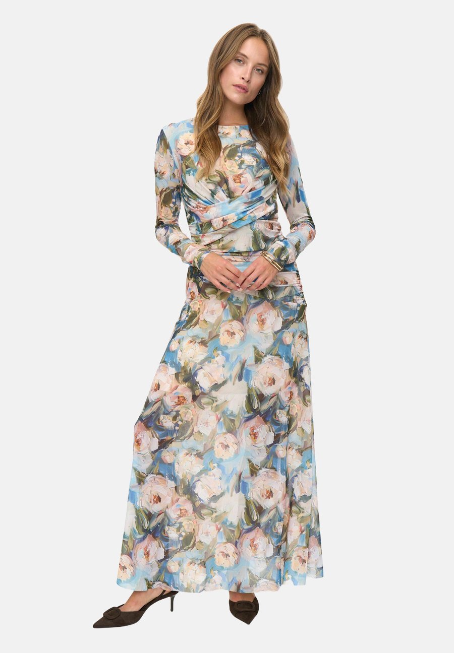 Платье Nümph Maxi dress, Chateau Gray/Light Grey
Платье Nümph Maxi dress, Chateau Gray/Light Grey