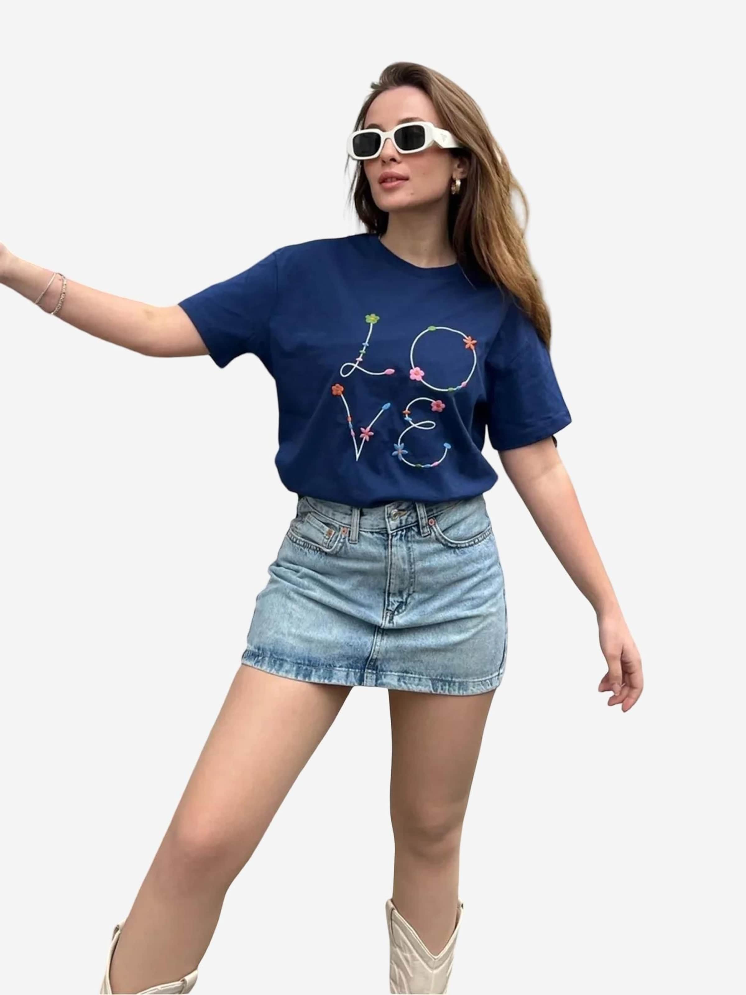 Bianco Lucci Футболка в цвете Navy
Bianco Lucci Футболка в цвете Navy