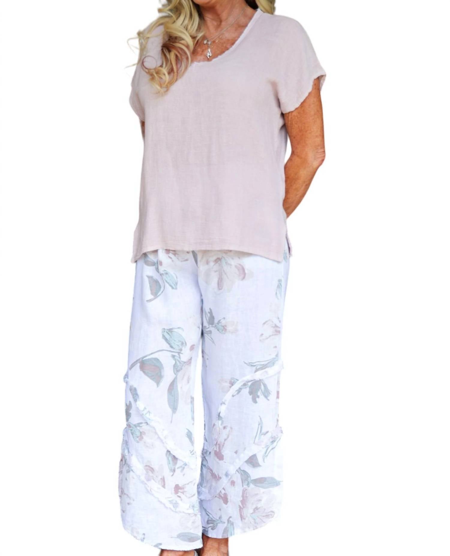 Топ из льна с V-образным вырезом из марли цвета пыльной розы Look Mode USA, цвет dusty rose
Топ из льна с V-образным вырезом из марли цвета пыльной розы Look Mode USA, цвет dusty rose