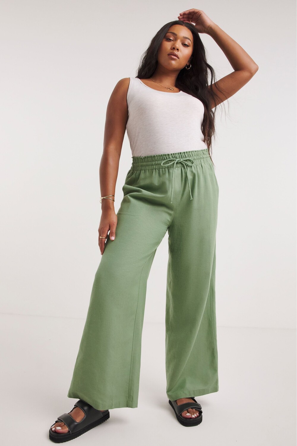 Широкие брюки из льняного микса Simply Be, зеленый
Широкие брюки из льняного микса Simply Be, зеленый