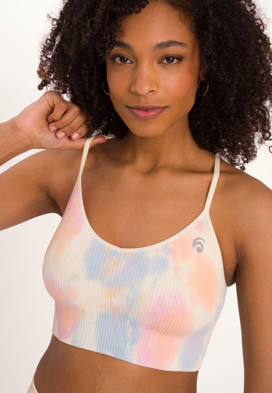 Бюстгальтер OCEANSAPART MAYA, Light Silky Yellow Tie Dye/Mottled Yellow
Бюстгальтер OCEANSAPART MAYA, Light Silky Yellow Tie Dye/Mottled Yellow