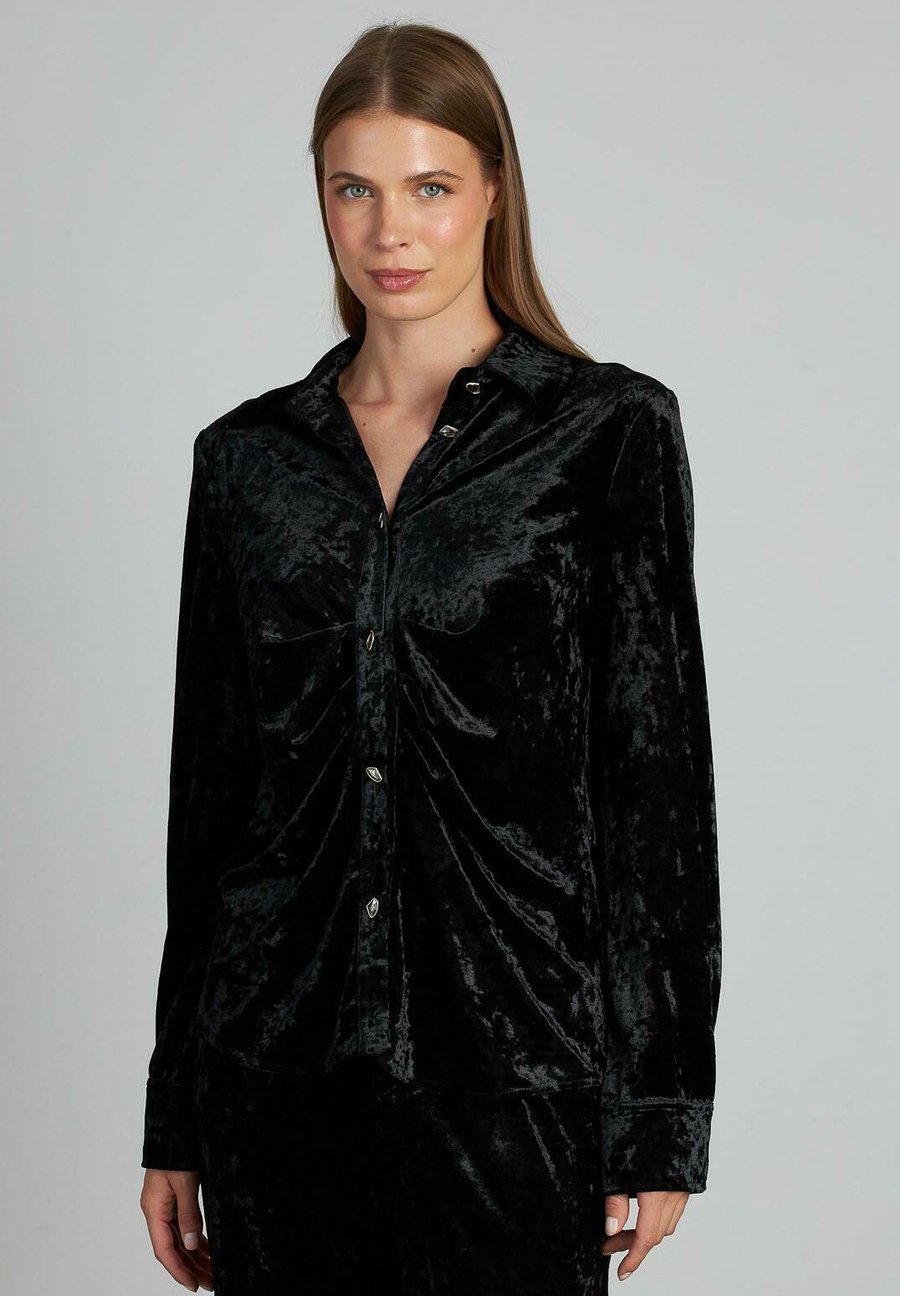 Блуза Alma en Pena Button-down blouse, Black
Блуза Alma en Pena Button-down blouse, Black