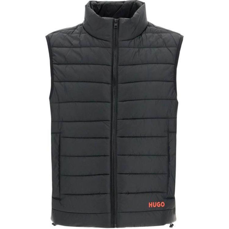 Водоотталкивающий приталенный утепленный жилет HUGO BOSS, черный
Водоотталкивающий приталенный утепленный жилет HUGO BOSS, черный