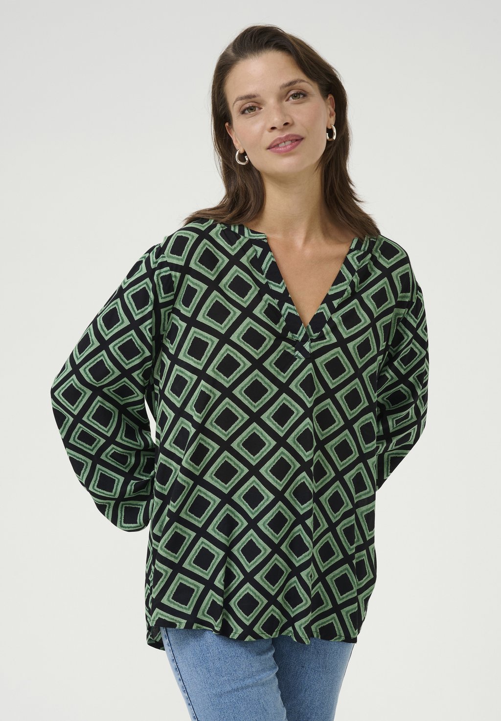 Блуза KASARY TILLY Kaffe, черный
Блуза KASARY TILLY Kaffe, черный