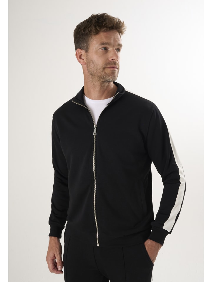 Толстовка черного цвета Felix Hardy
Толстовка черного цвета Felix Hardy