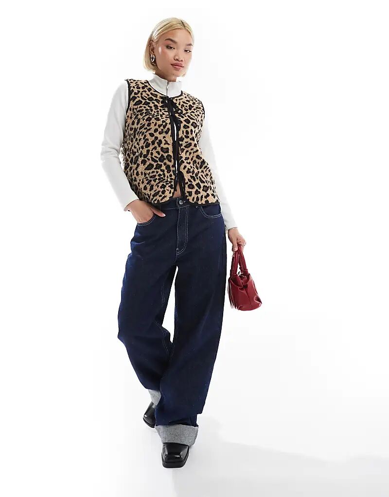 Жилет борд с леопардовым принтом и завязкой спереди коричневого цвета Threadbare, Коричневый, Жилет борд с леопардовым принтом и завязкой спереди коричневого цвета Threadbare
Жилет борд с леопардовым принтом и завязкой спереди коричневого цвета Threadbare, Коричневый, Жилет борд с леопардовым принтом и завязкой спереди коричневого цвета Threadbare