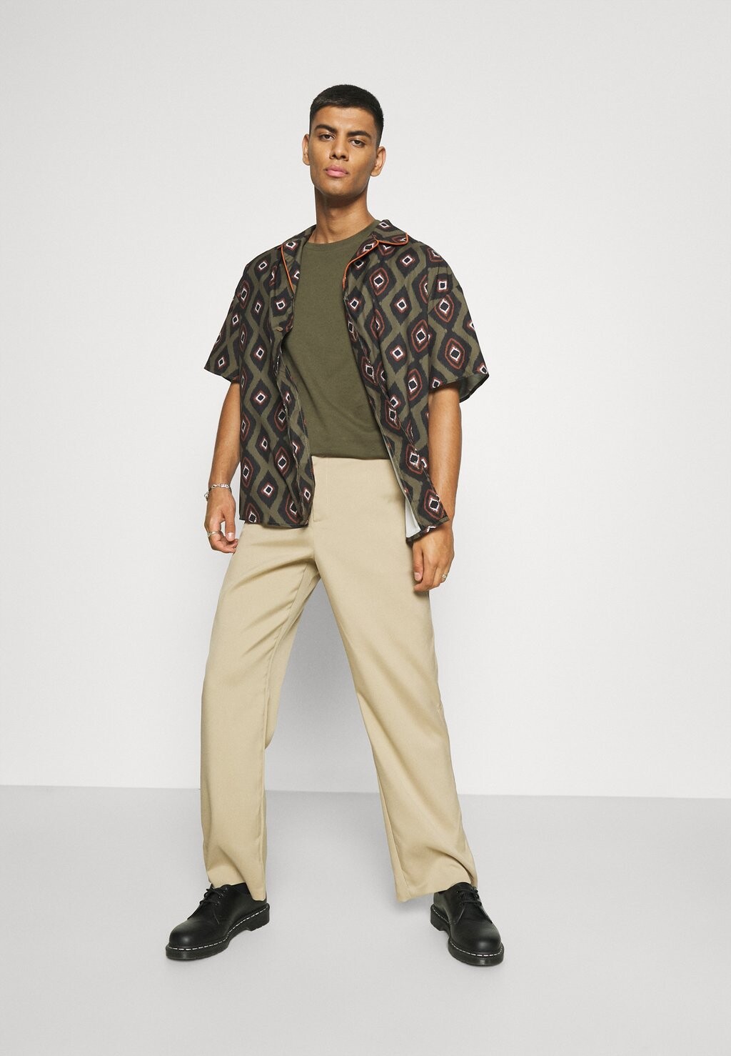 Базовая футболка ONSMATT TEE 10 PACK Only & Sons, цвет white/olive/navy/black
Базовая футболка ONSMATT TEE 10 PACK Only & Sons, цвет white/olive/navy/black