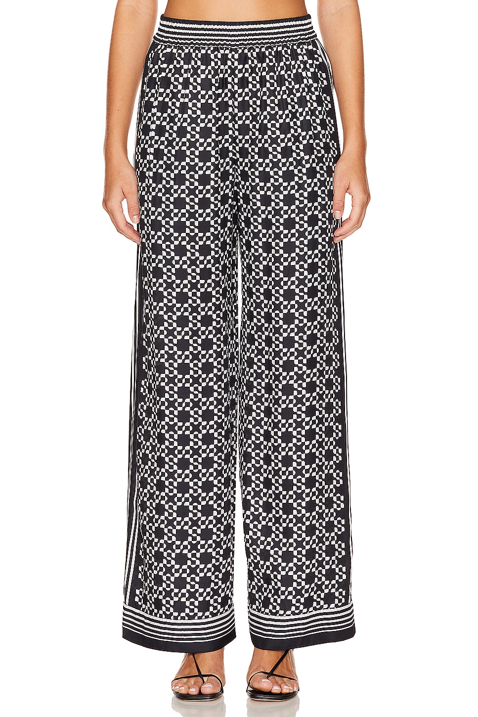 Штаны для пижамы Zuna Simkhai, black
Штаны для пижамы Zuna Simkhai, black