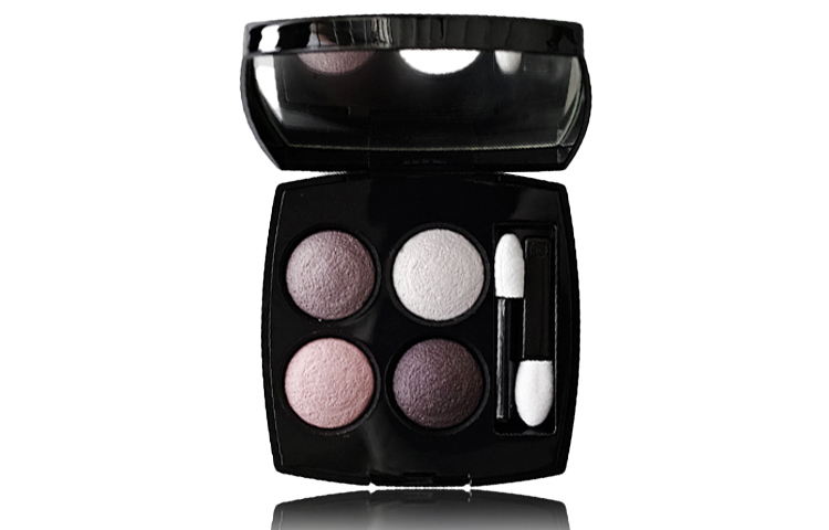 4 цвета теней для век легко растушевываются матовые подчеркивающие глаза 2г CHANEL
4 цвета теней для век легко растушевываются матовые подчеркивающие глаза 2г CHANEL