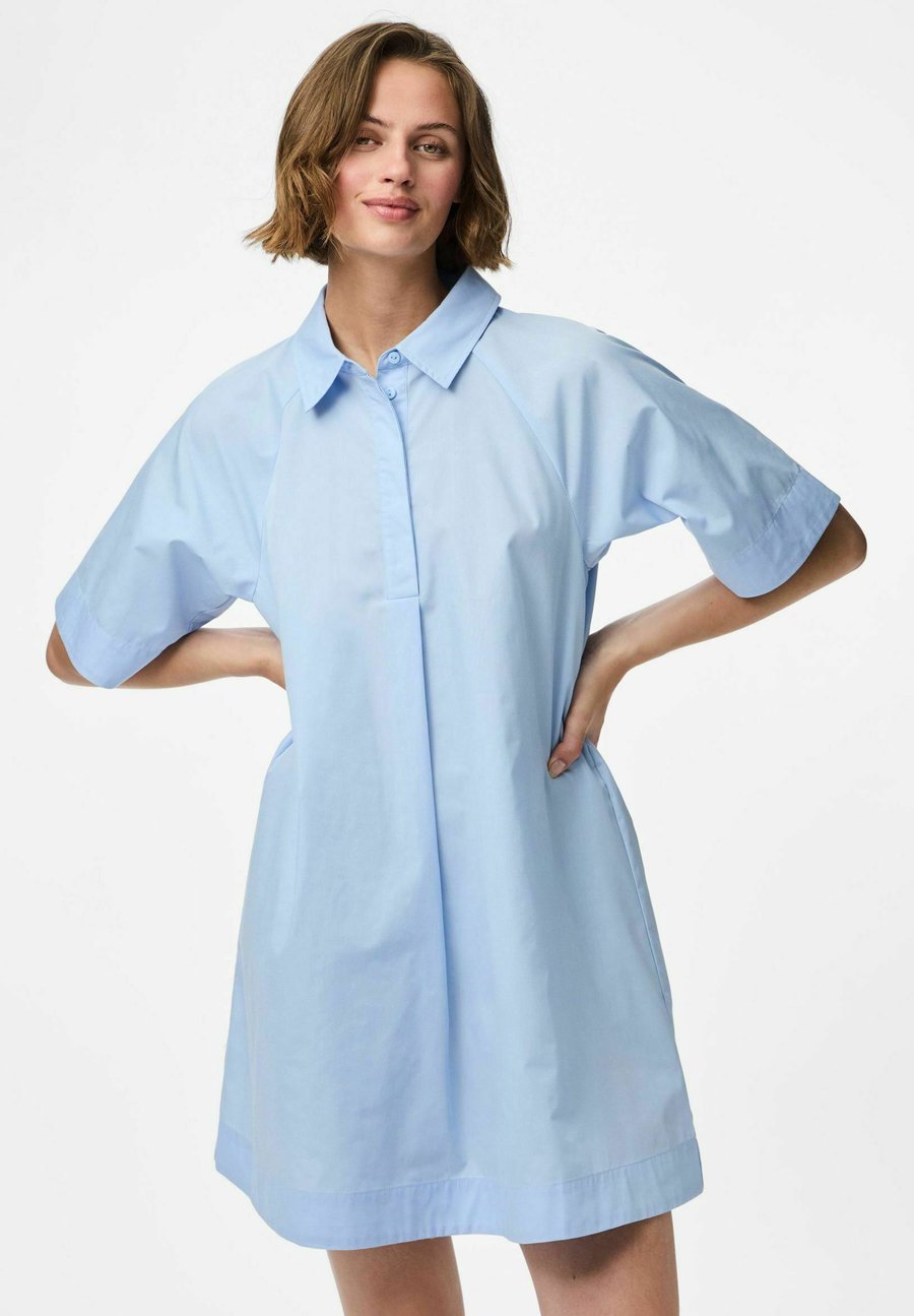 Платье Pieces TONJA, Cashmere Blue/Light Blue
Платье Pieces TONJA, Cashmere Blue/Light Blue