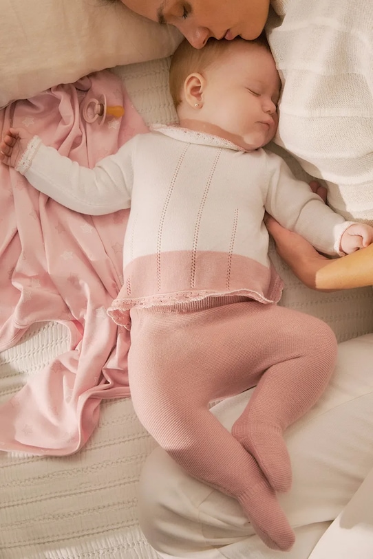 Комплект для новорожденного Mayoral Newborn, розовый
Комплект для новорожденного Mayoral Newborn, розовый