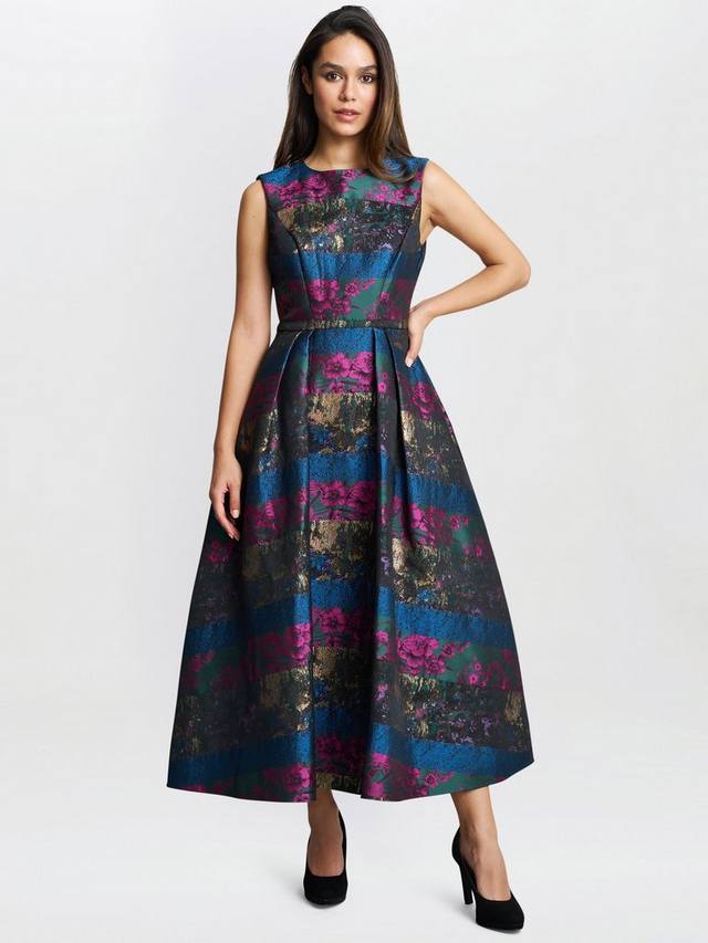 Расклешенное платье в полоску с цветочным принтом Gina Bacconi, разноцветный
Расклешенное платье в полоску с цветочным принтом Gina Bacconi, разноцветный