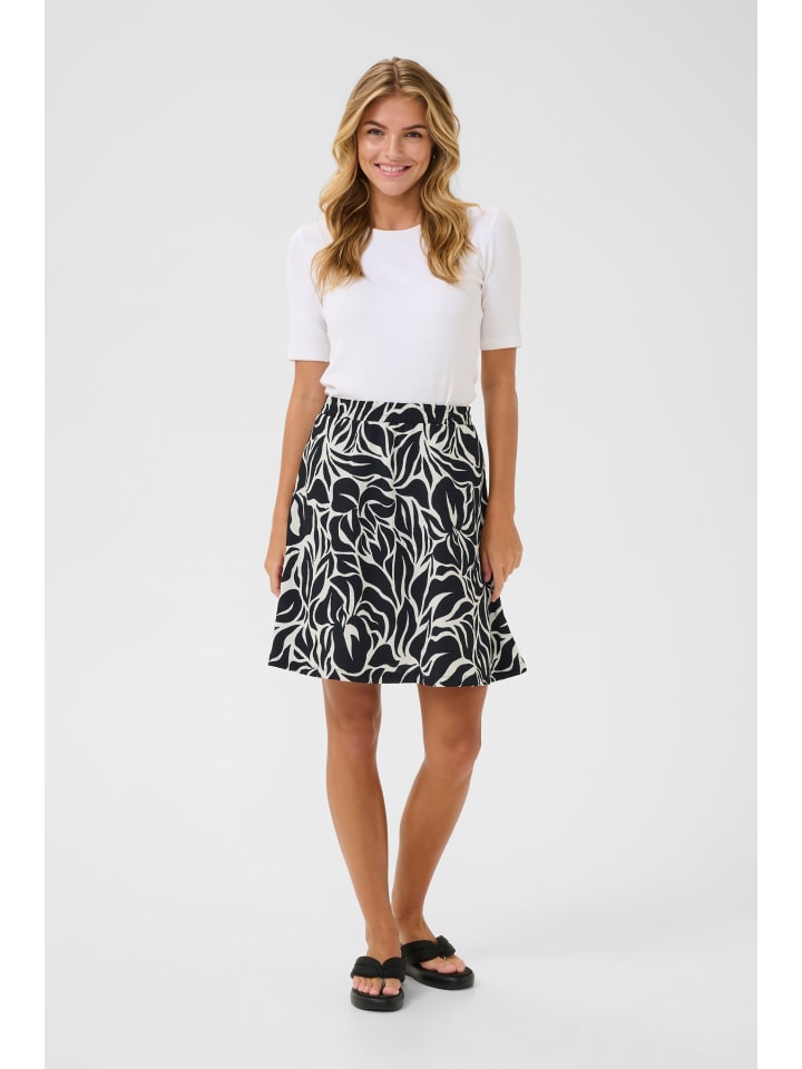 Kaffe Юбка KAsasha Regular fit в цвете Midnight Marine/Chalk Leafs
Kaffe Юбка KAsasha Regular fit в цвете Midnight Marine/Chalk Leafs