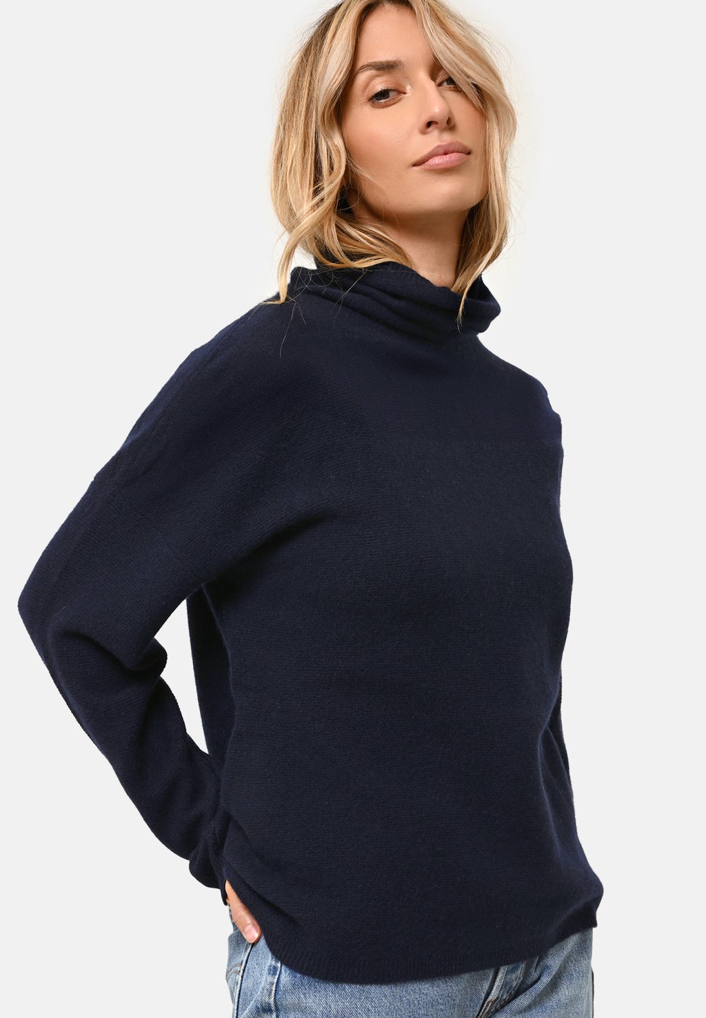 Джемпер COL ROULÉ Just Cashmere, темно-синий
Джемпер COL ROULÉ Just Cashmere, темно-синий