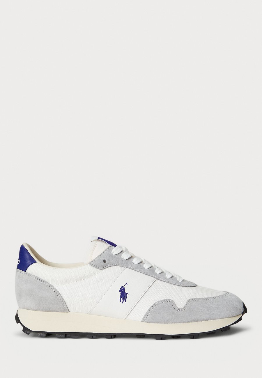 Кроссовки Polo Ralph Lauren PRL TRAIL 125 SUEDE-PANELED SNEAKER, Grey/Royal/Grey
Кроссовки Polo Ralph Lauren PRL TRAIL 125 SUEDE-PANELED SNEAKER, Grey/Royal/Grey