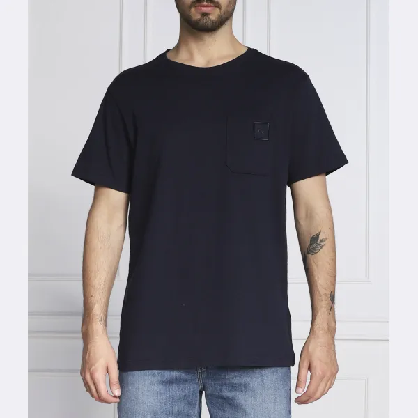 Футболка стандартного кроя Guess, синий
Футболка стандартного кроя Guess, синий