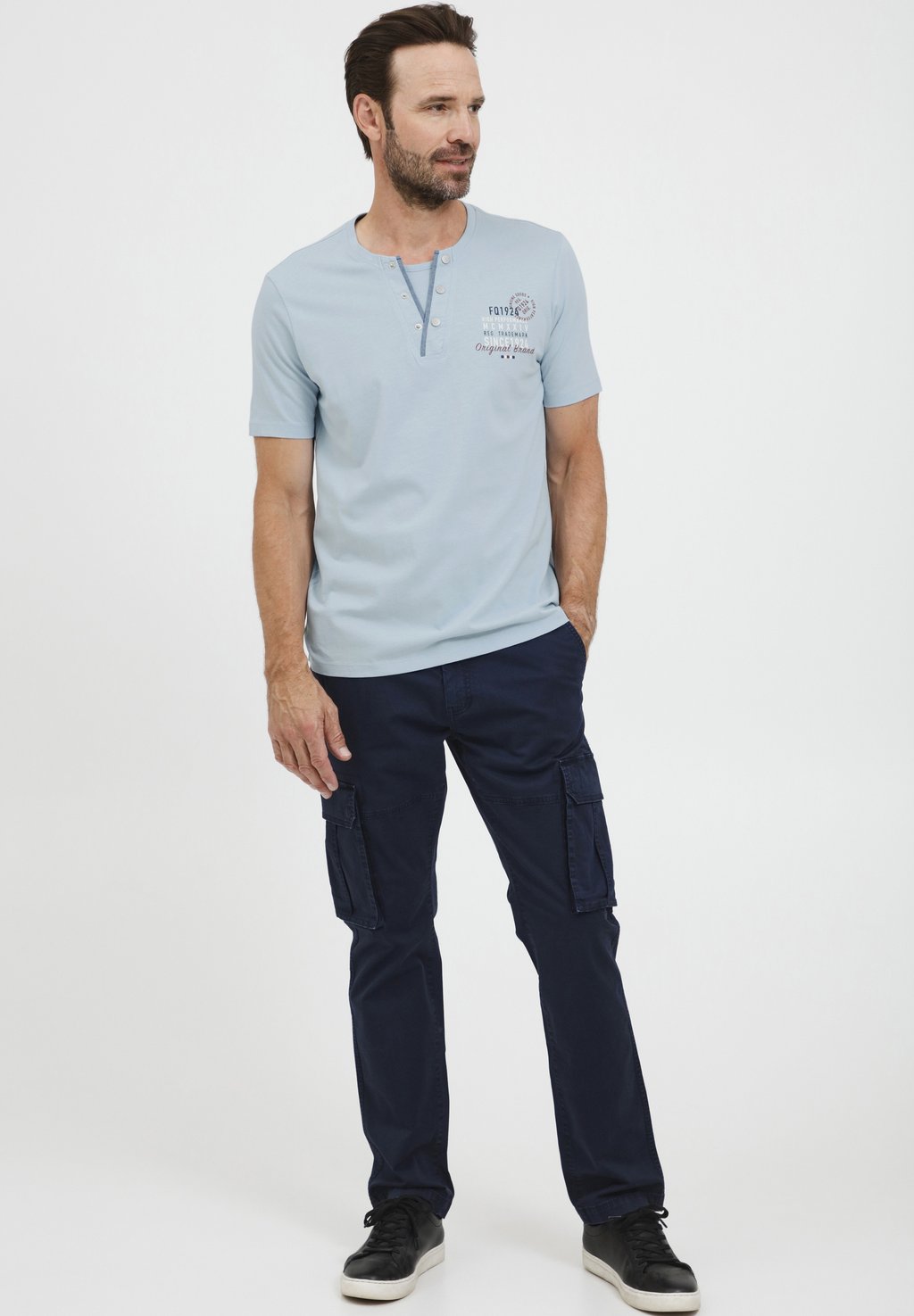 Футболка с принтом FQRUDOLF FQ1924, светло-голубой
Футболка с принтом FQRUDOLF FQ1924, светло-голубой