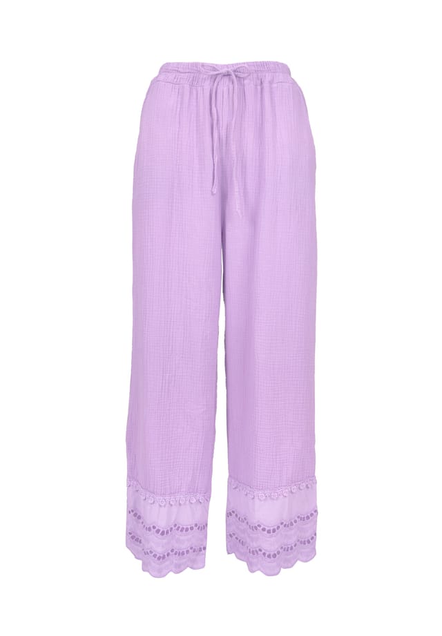 Брюки Ines Muslin с вышивкой люверсами и эластичным поясом Seasons Of April, сиреневый
Брюки Ines Muslin с вышивкой люверсами и эластичным поясом Seasons Of April, сиреневый