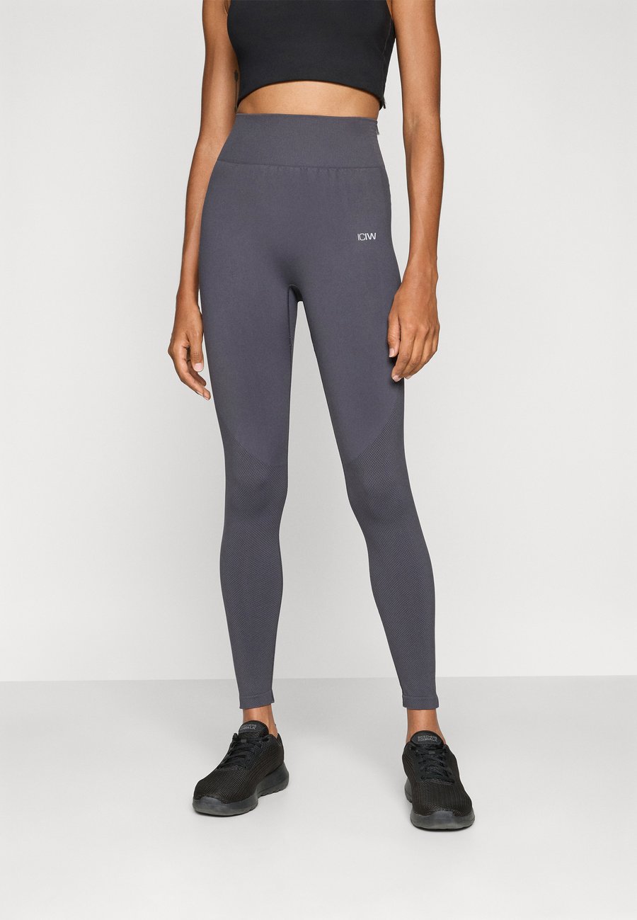 Леггинсы ICANIWILL DEFINE SEAMLESS, Graphite/Dark Grey
Леггинсы ICANIWILL DEFINE SEAMLESS, Graphite/Dark Grey