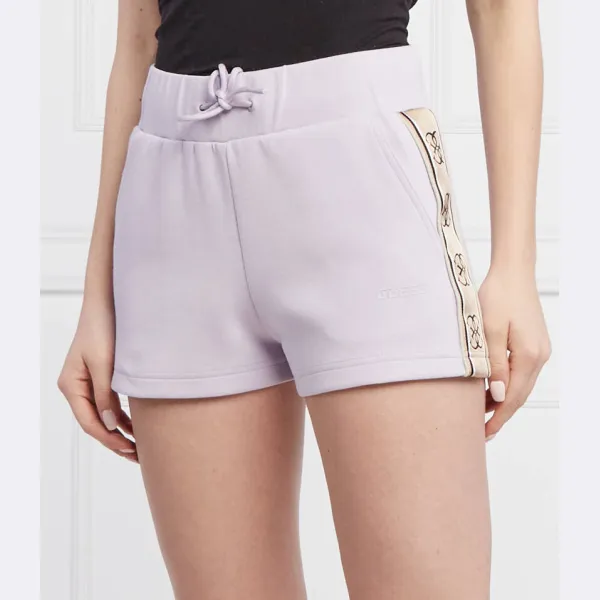 Шорты Britney стандартного кроя Guess, лавандовый
Шорты Britney стандартного кроя Guess, лавандовый