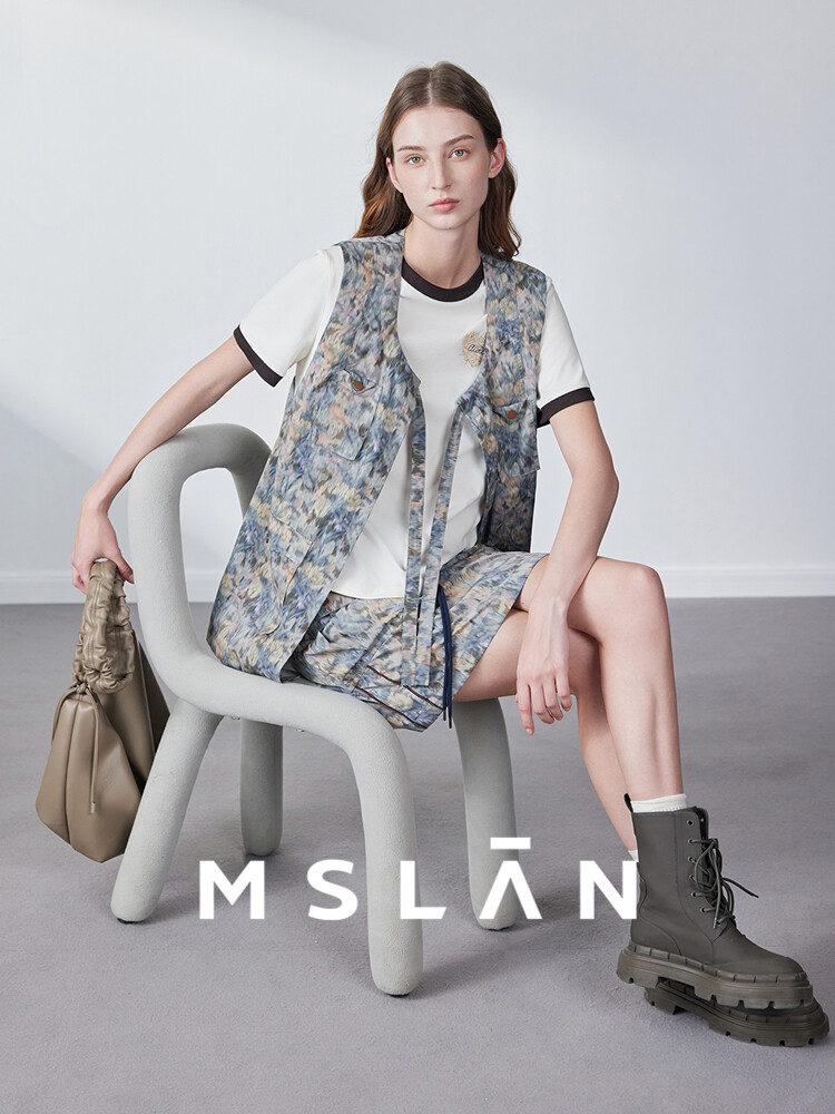 Жилет Mslan с U-образным вырезом, синий
Жилет Mslan с U-образным вырезом, синий