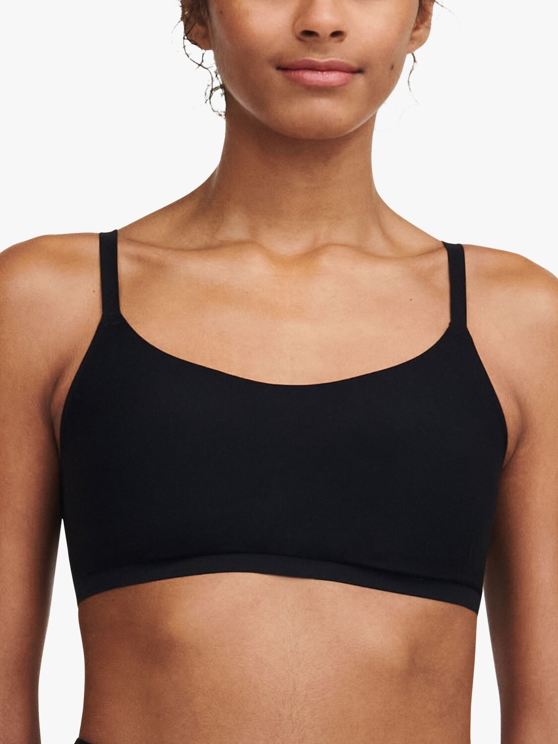 Бюстгальтер Chantelle Soft Stretch Padded, черный
Бюстгальтер Chantelle Soft Stretch Padded, черный