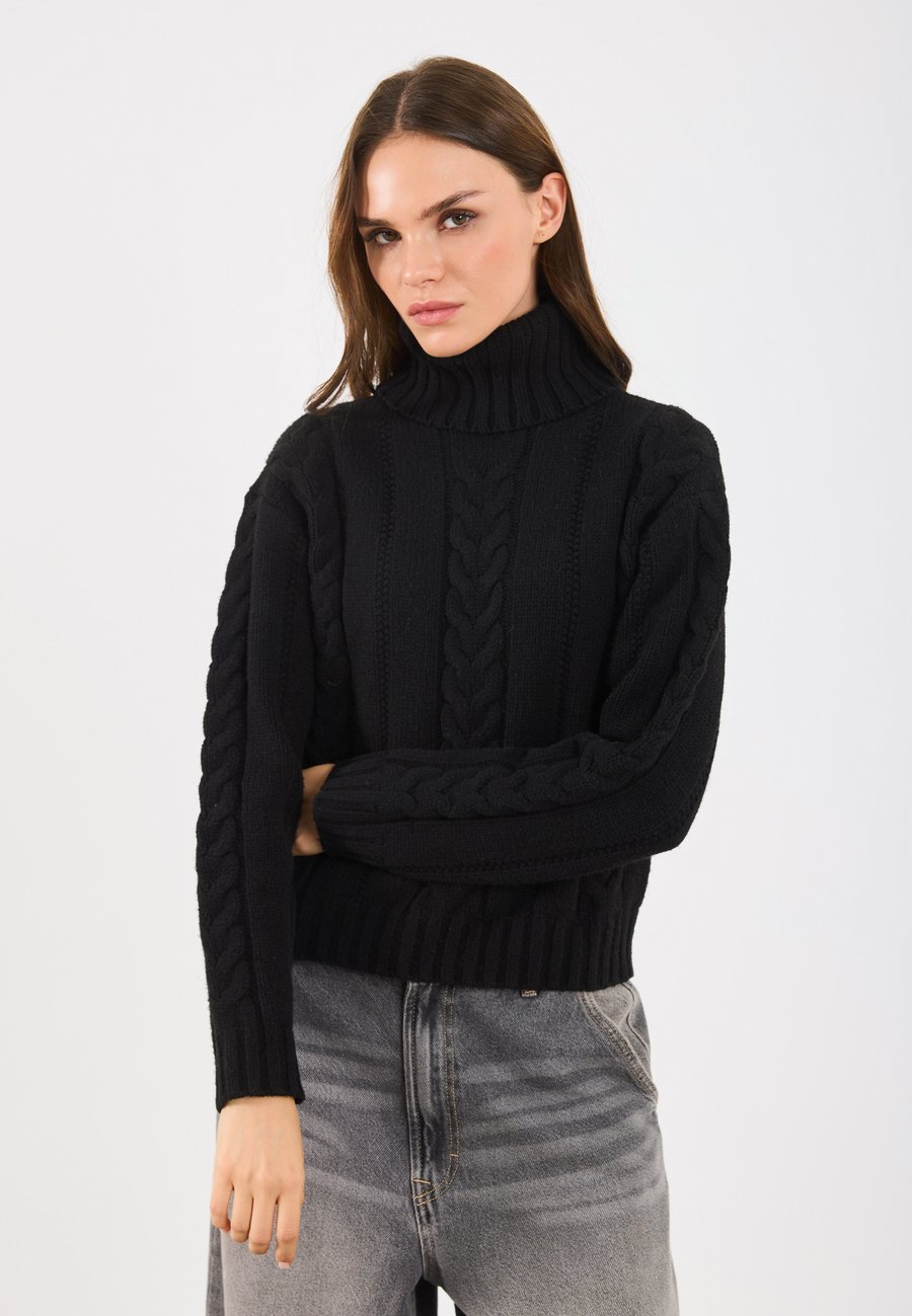 Джемпер Even&Odd Jumper, Black
Джемпер Even&Odd Jumper, Black