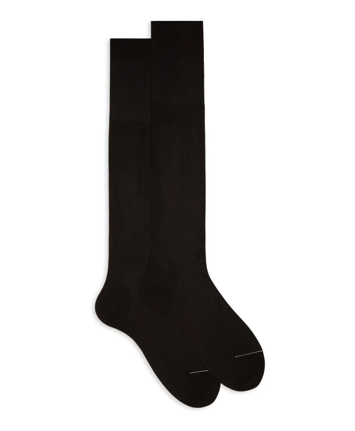 Мужские длинные однотонные хлопковые носки Gallo, коричневый
Мужские длинные однотонные хлопковые носки Gallo, коричневый