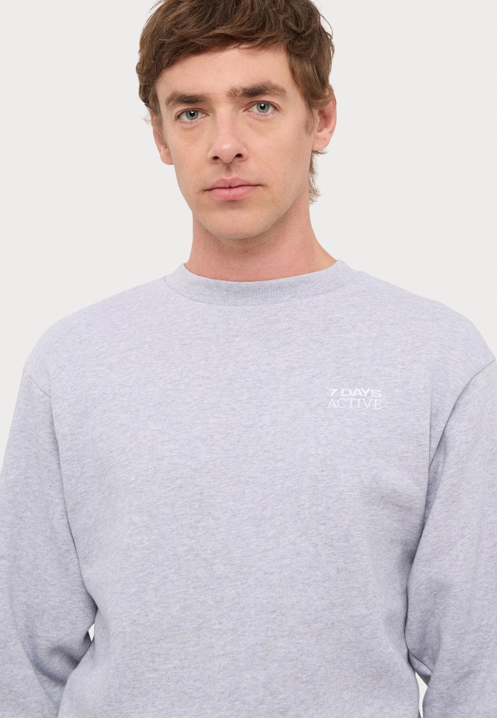 Толстовка ORGANIC FITTED CREWNECK UNISEX 7 DAYS Active, серый
Толстовка ORGANIC FITTED CREWNECK UNISEX 7 DAYS Active, серый