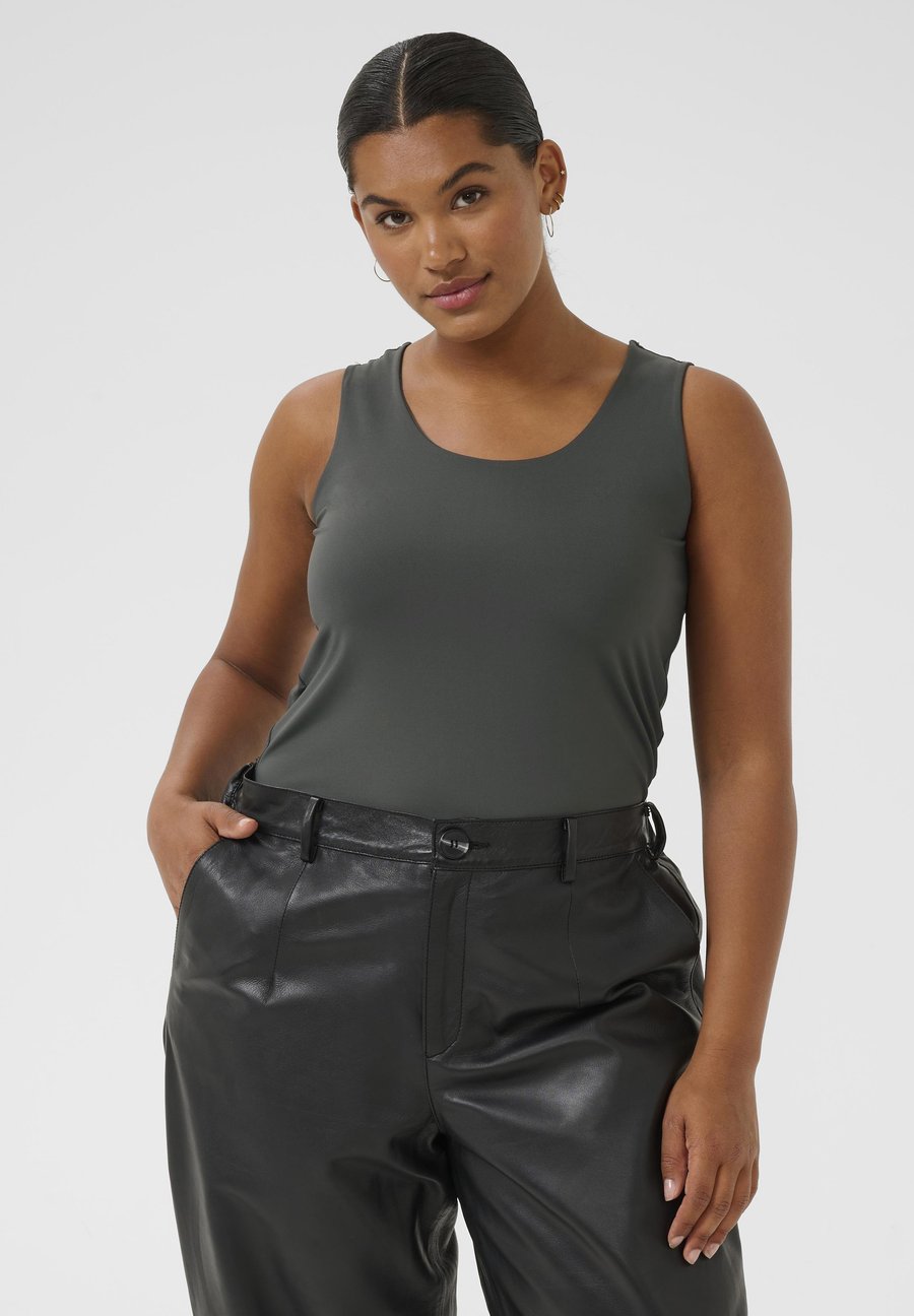 Топ Kaffe Curve ERINA, Black Oyster/Black
Топ Kaffe Curve ERINA, Black Oyster/Black