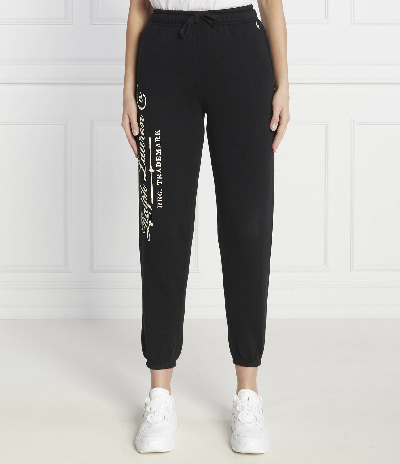 Спортивные брюки POLO RALPH LAUREN ARCTIC FLEECE-AKL-ATL Regular Fit, черный 
Спортивные брюки POLO RALPH LAUREN ARCTIC FLEECE-AKL-ATL Regular Fit, черный