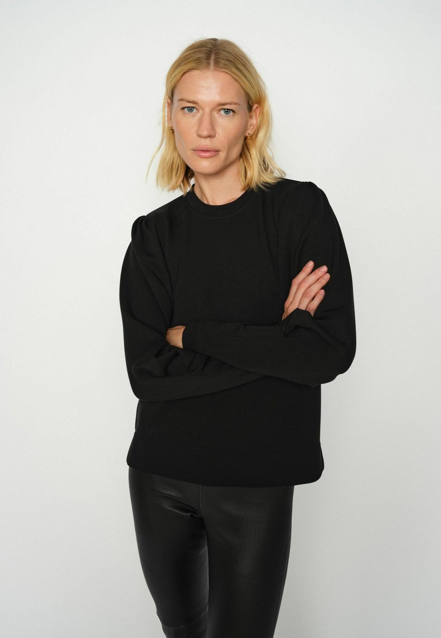 Джемпер Mos Mosh WINAN, Black
Джемпер Mos Mosh WINAN, Black