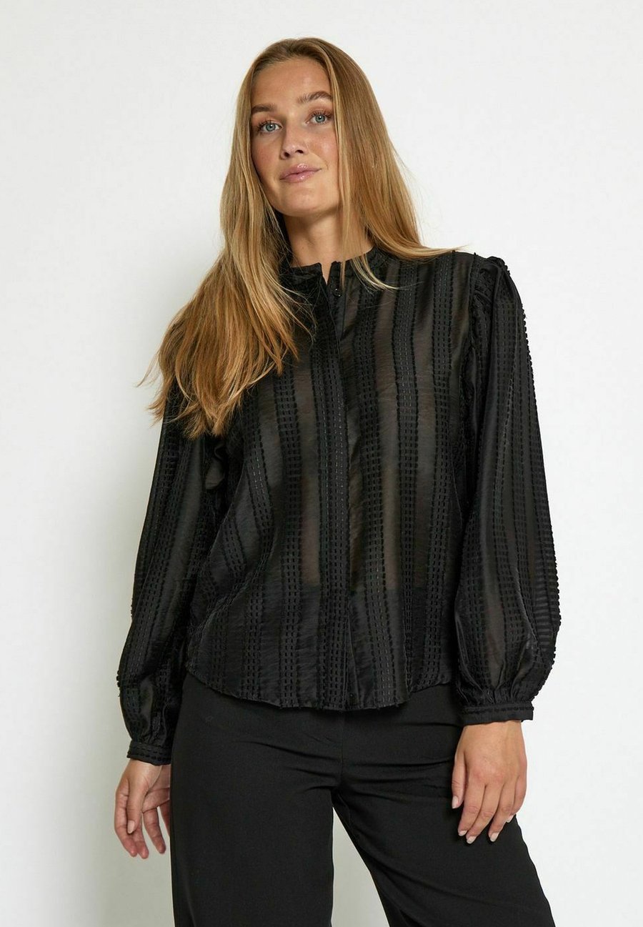 Блуза PEPPERCORN Blouse, Black
Блуза PEPPERCORN Blouse, Black
