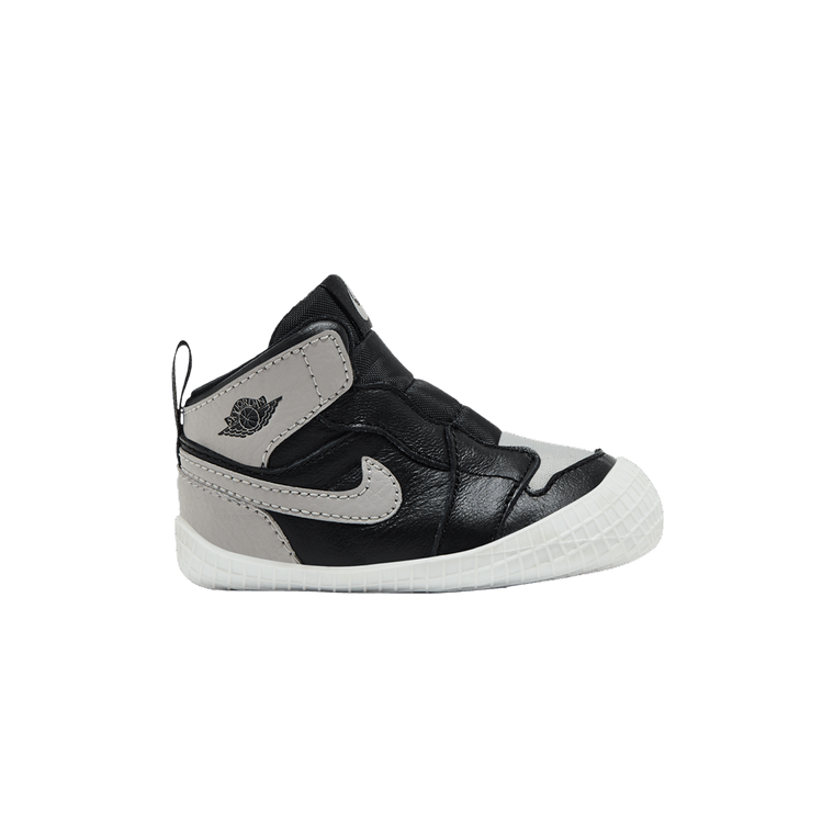 Кроссовки Air Jordan Air Jordan 1 Crib Bootie 'Shadow' 2018, черный
Кроссовки Air Jordan Air Jordan 1 Crib Bootie 'Shadow' 2018, черный
