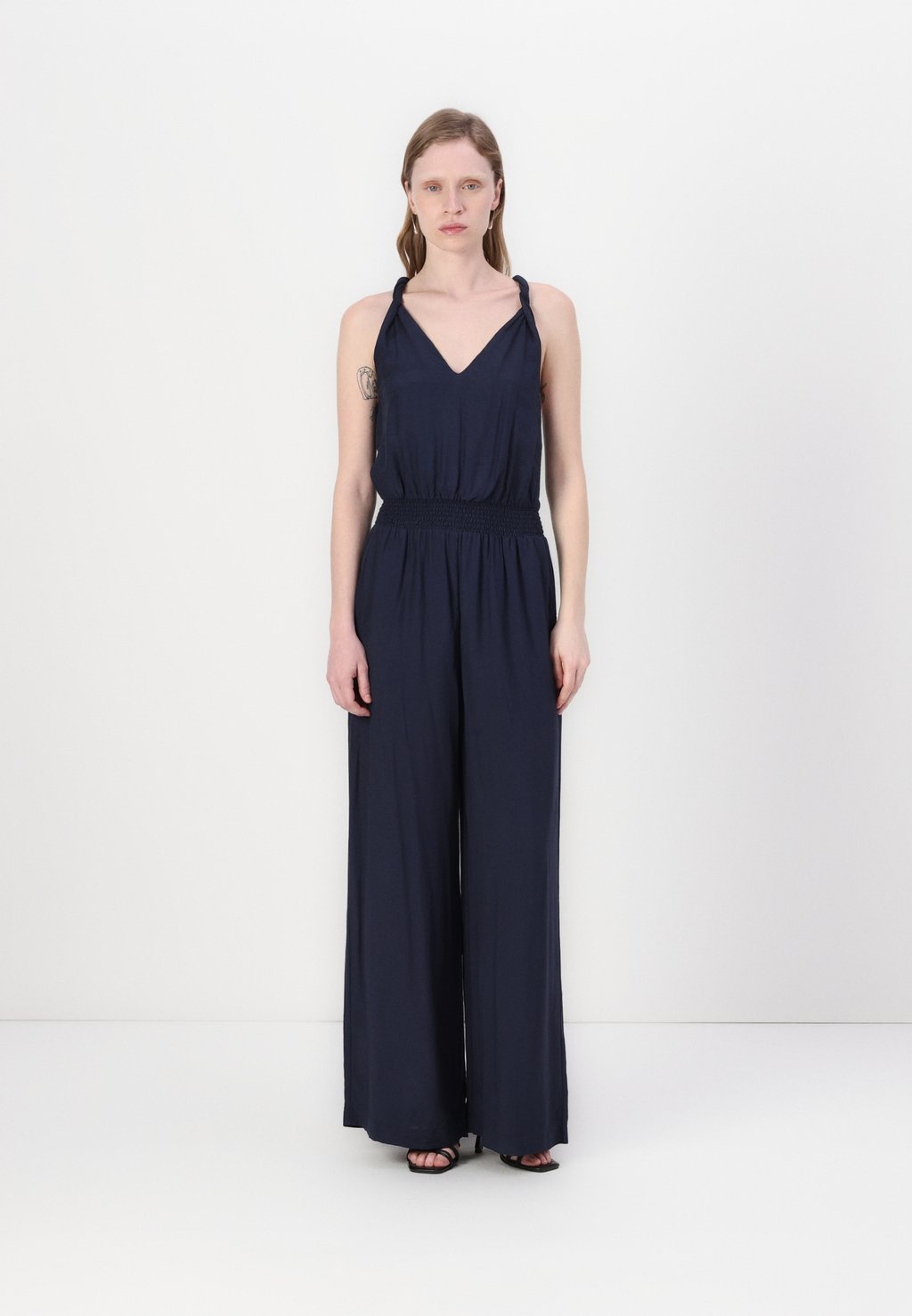 Комбинезон Patrizia Pepe, темно-синий
Комбинезон Patrizia Pepe, темно-синий