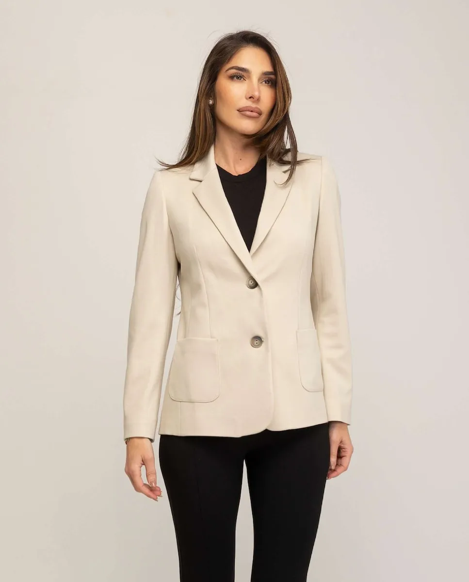 Женская полуприлегающая куртка с отложным воротником и накладными карманами Fsh, бежевый
Женская полуприлегающая куртка с отложным воротником и накладными карманами Fsh, бежевый