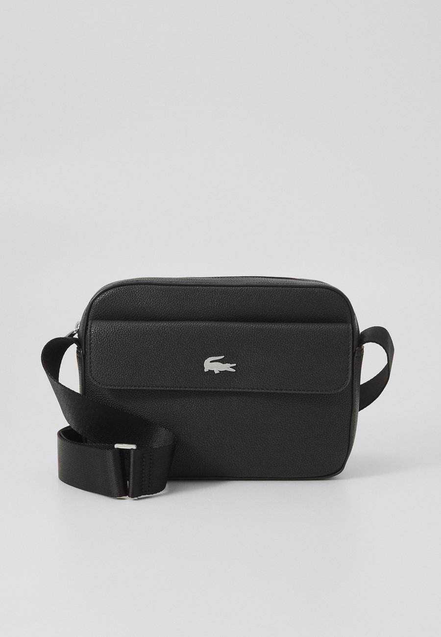 Сумка кросс-боди Lacoste REPORTER BAG, Noir/Black
Сумка кросс-боди Lacoste REPORTER BAG, Noir/Black