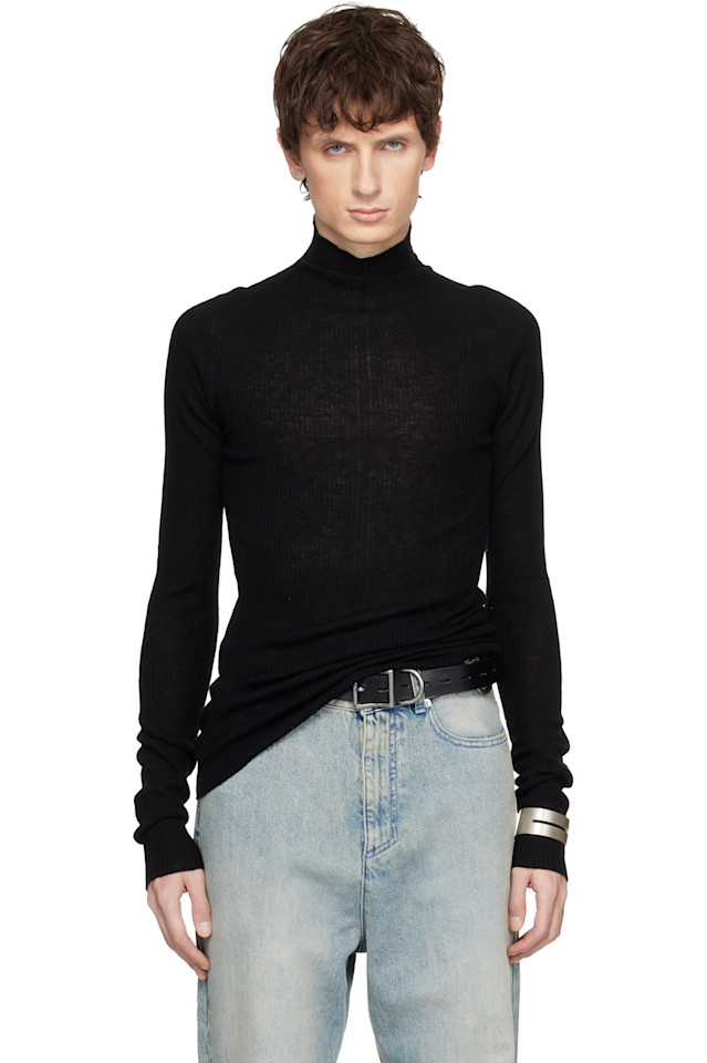 Matières Fécales Черная вязаная водолазка на всю жизнь
Matières Fécales Черная вязаная водолазка на всю жизнь