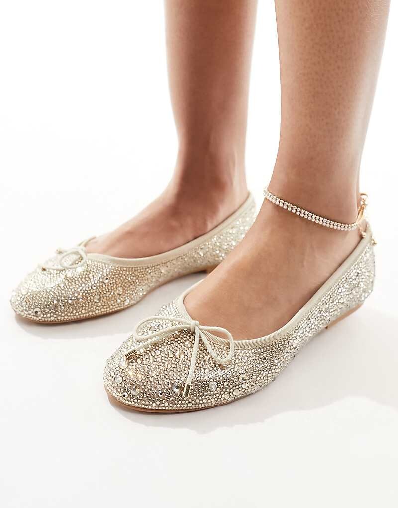 Steve Madden / Туфли на плоской подошве с декорированным бантом цвета шампанского 2013
Steve Madden / Туфли на плоской подошве с декорированным бантом цвета шампанского 2013