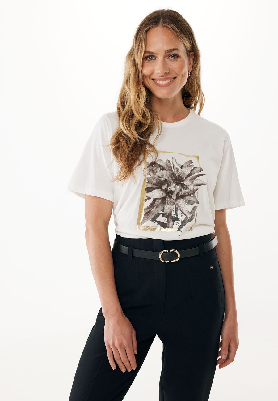 Футболка Mexx SHORT SLEEVE, Cream/Beige
Футболка Mexx SHORT SLEEVE, Cream/Beige