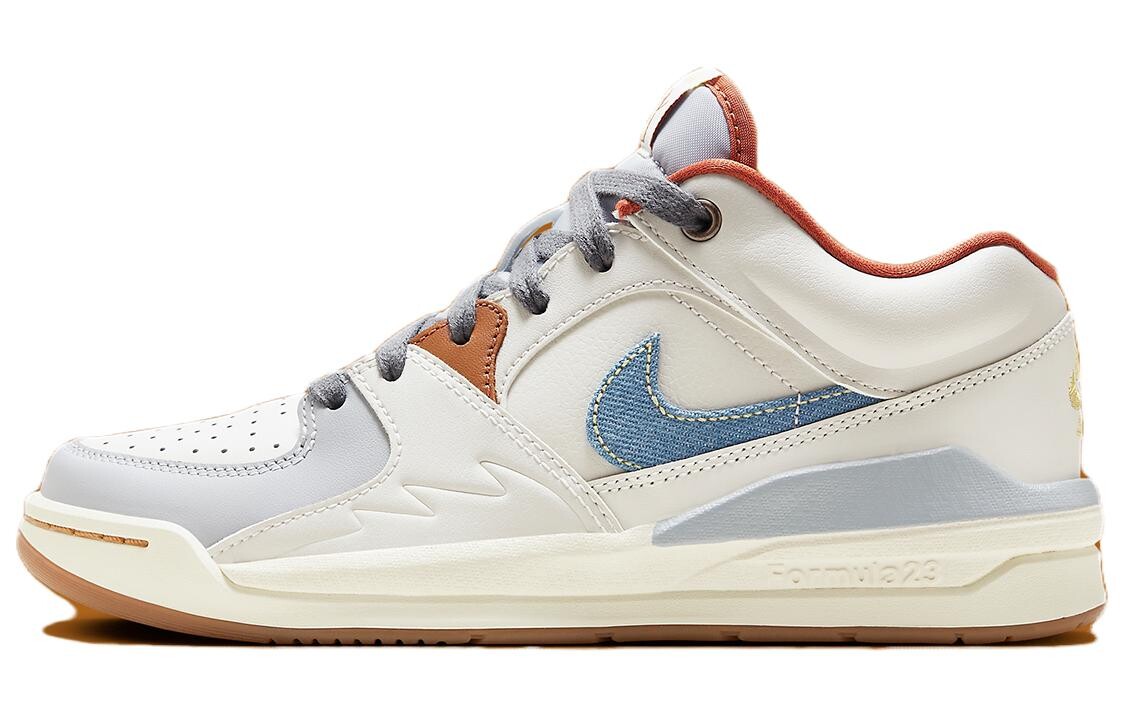 Баскетбольные кроссовки Jordan Stadium 90 унисекс, White/Blue 
Баскетбольные кроссовки Jordan Stadium 90 унисекс, White/Blue