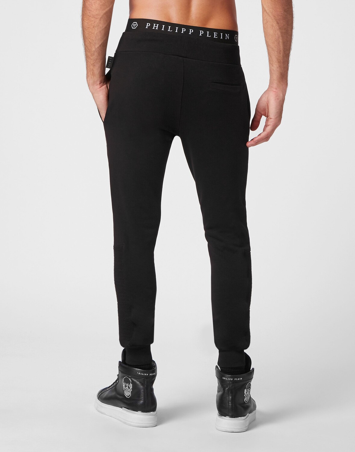 Брюки для бега Teddy Bear Philipp Plein, цвет Black / Red
Брюки для бега Teddy Bear Philipp Plein, цвет Black / Red