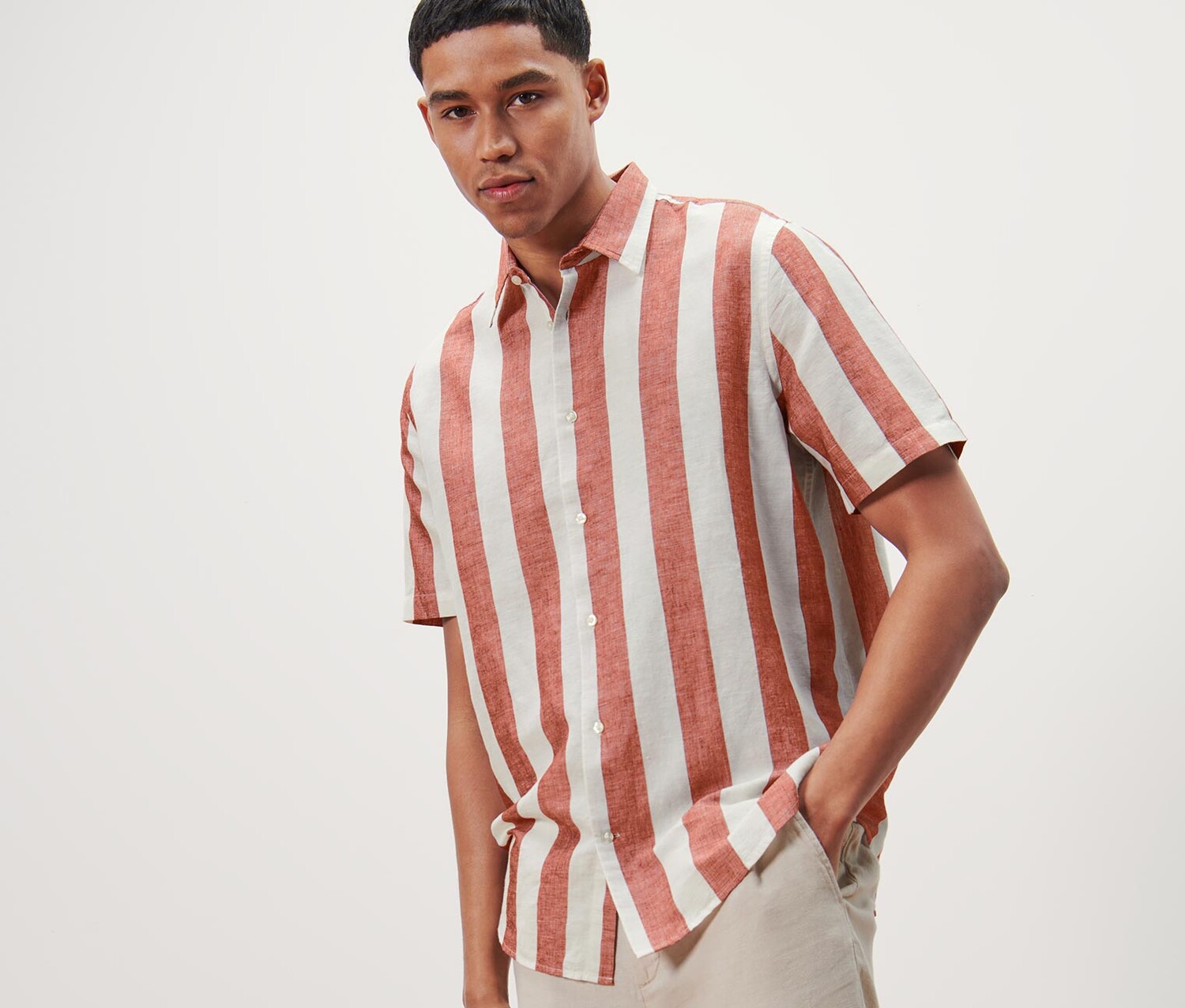 Рубашка с коротким рукавом и льном Tchibo, белый/терракотовый
Рубашка с коротким рукавом и льном Tchibo, белый/терракотовый