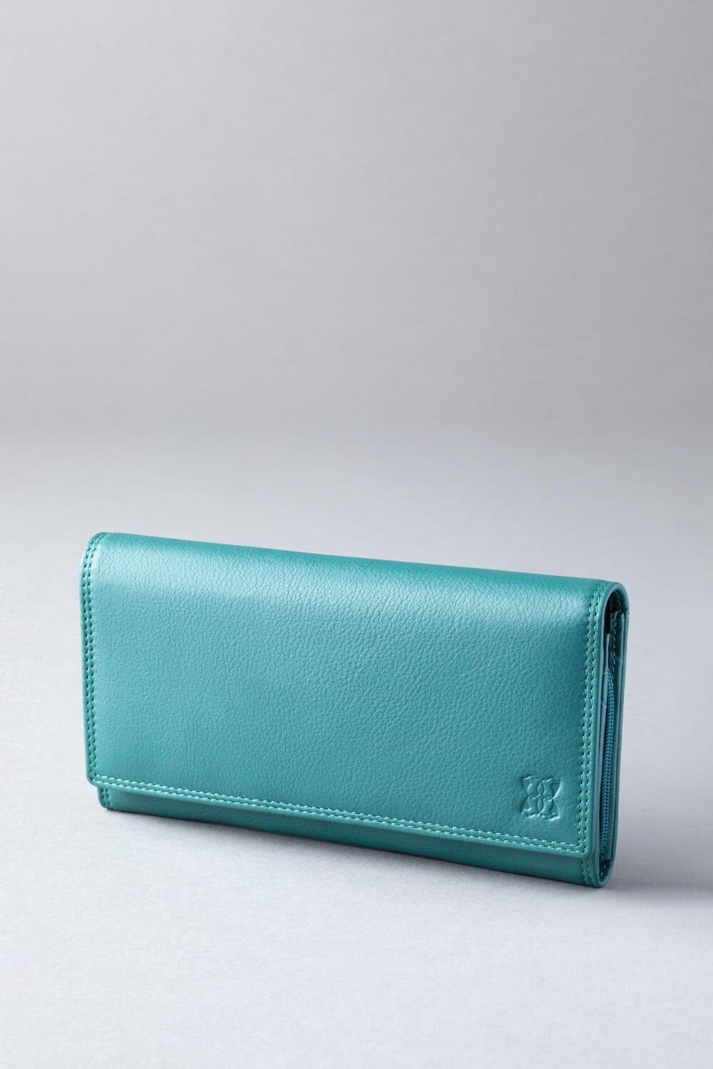 Большой кожаный кошелек Lakeland Leather, зеленый 
Большой кожаный кошелек Lakeland Leather, зеленый