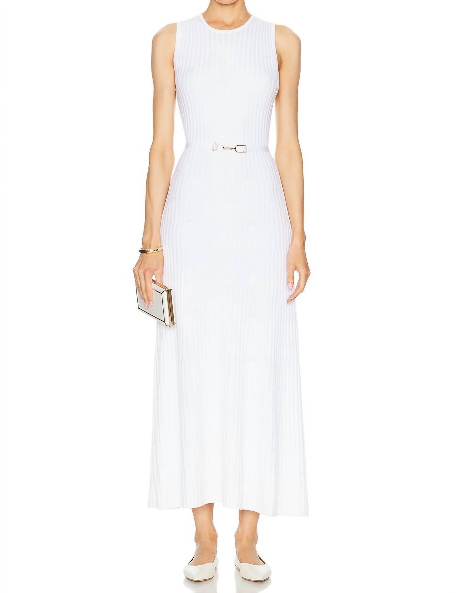 Мейер Платье в цвете айвори Gabriela Hearst, слоновая кость
Мейер Платье в цвете айвори Gabriela Hearst, слоновая кость