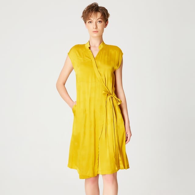 Халат портфолио минималистичный Smart And Joy, желтый
Халат портфолио минималистичный Smart And Joy, желтый