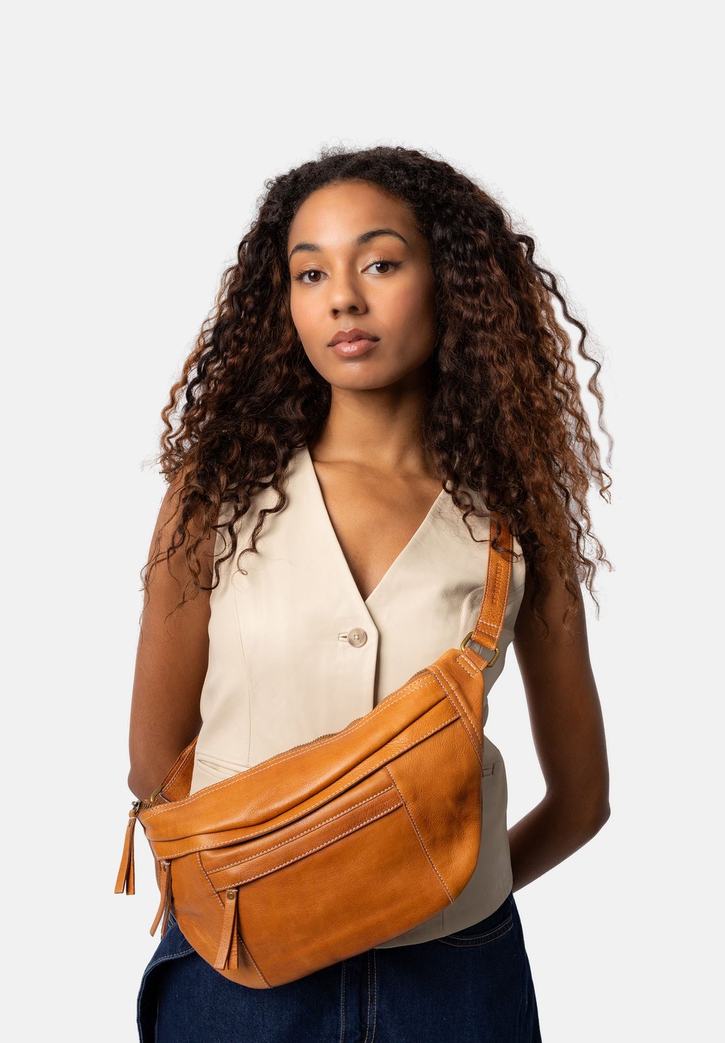 Поясная сумка JUNE RE:DESIGNED, коричневый
Поясная сумка JUNE RE:DESIGNED, коричневый