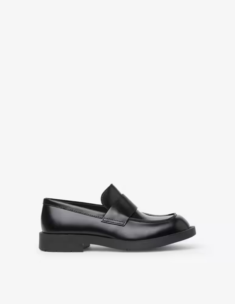 Однотонные кожаные лоферы Camper Lab, черный
Однотонные кожаные лоферы Camper Lab, черный