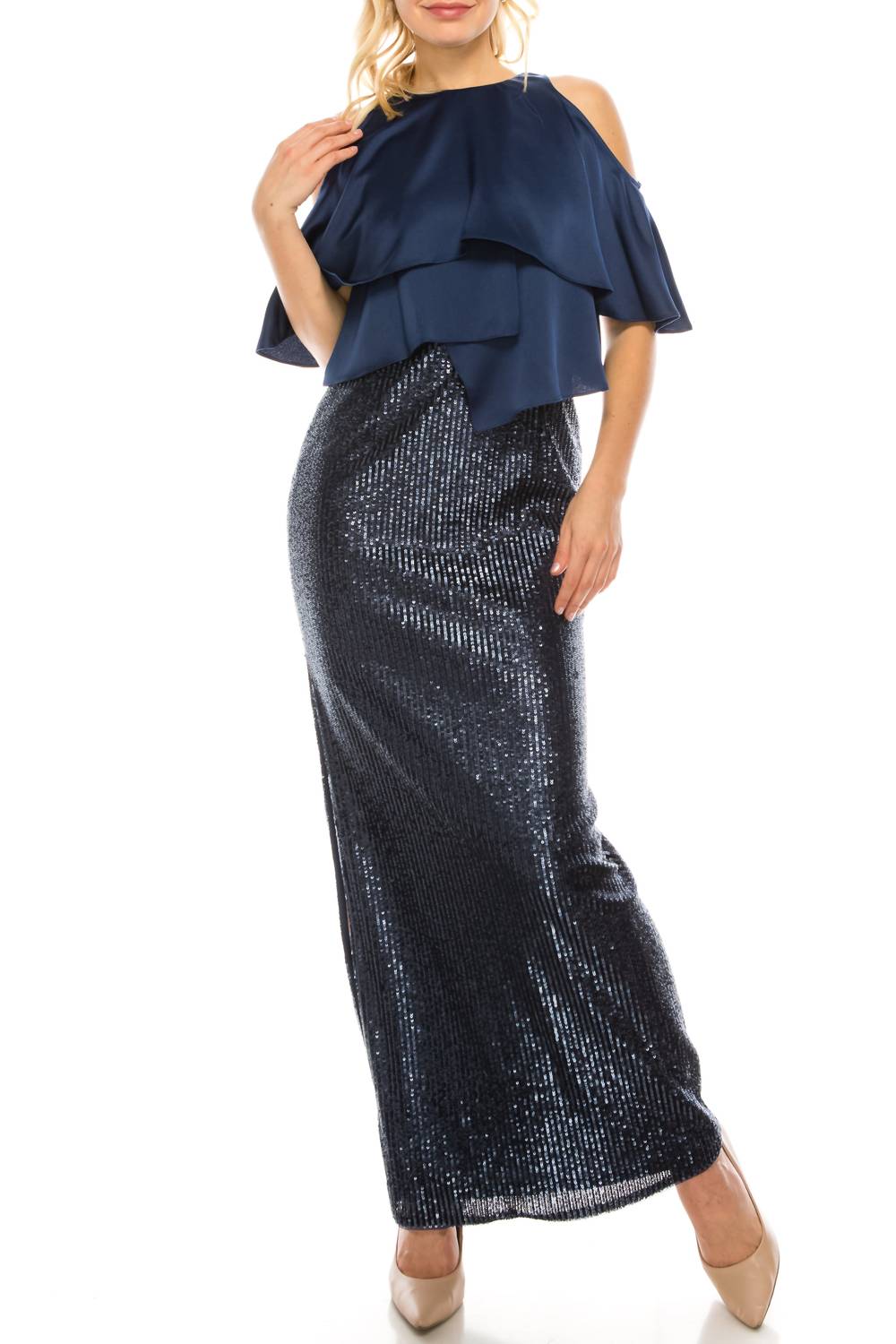 Платье с холодным плечом и декором в цвете Twilight Aidan Mattox, Twilight
Платье с холодным плечом и декором в цвете Twilight Aidan Mattox, Twilight