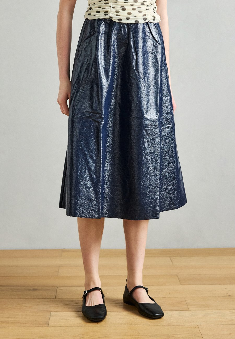 Юбка Lollys Laundry MIDI SKIRT, Dark Blue
Юбка Lollys Laundry MIDI SKIRT, Dark Blue